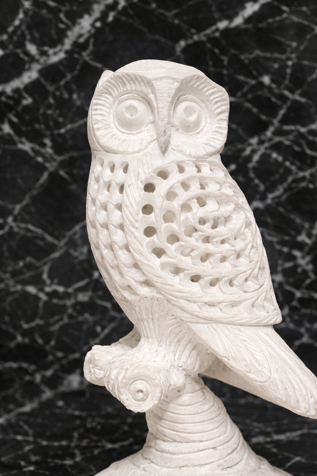 0.444 kg White marble owl sculpture with intricate carved detailing on branch stand, luxury stone decor NZ