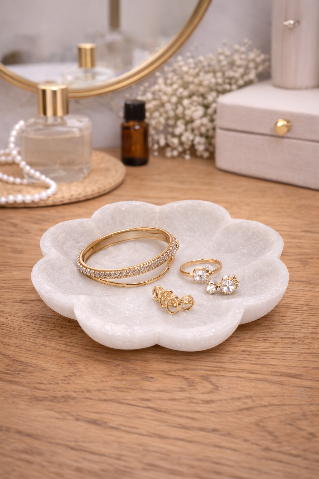 Luxury marble lotus decorative bowl as jewellery holder